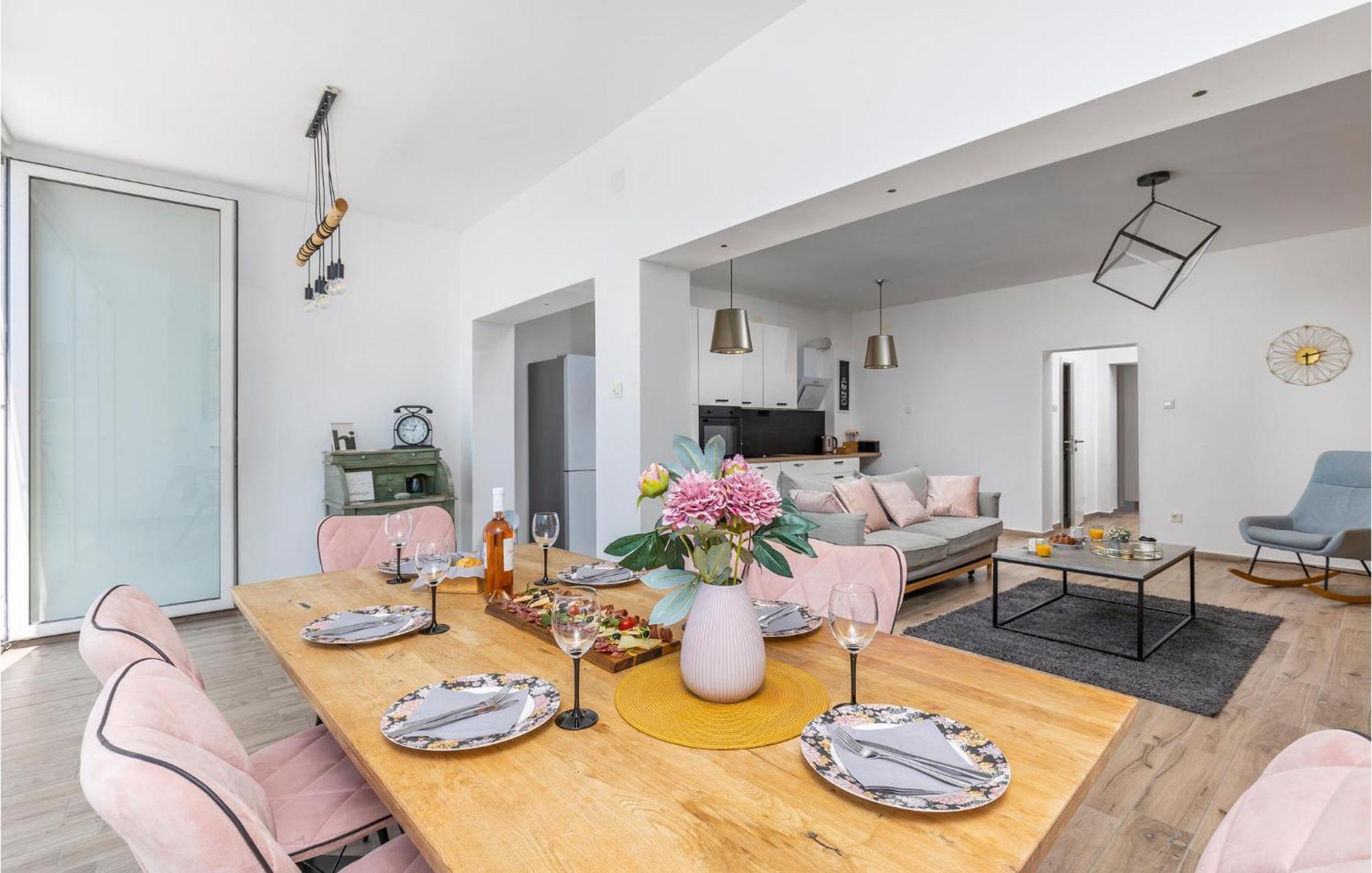 Amazing Apartment In Rijeka With Wifi Екстериор снимка