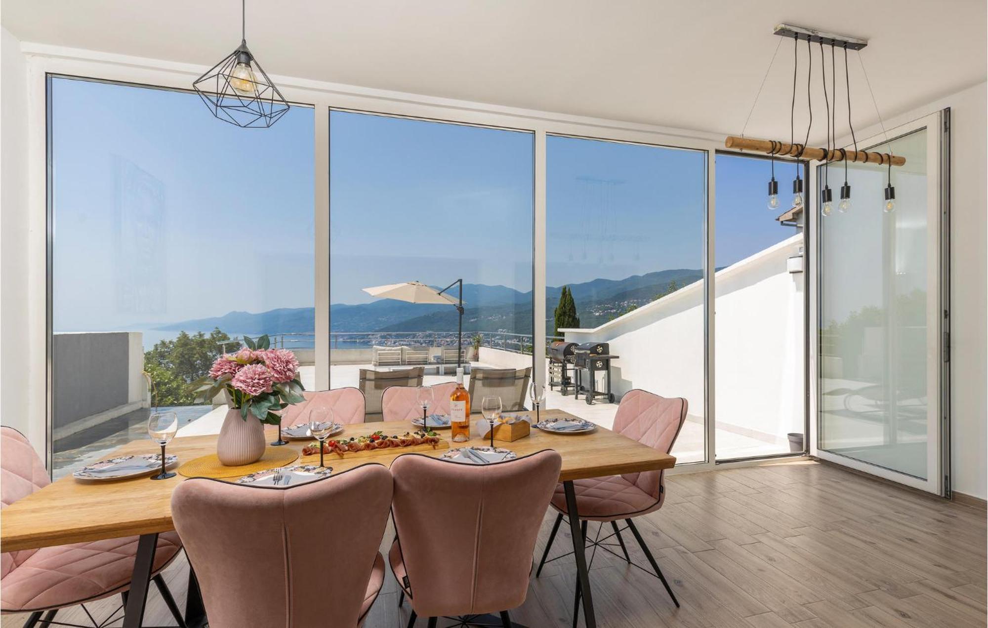 Amazing Apartment In Rijeka With Wifi Екстериор снимка